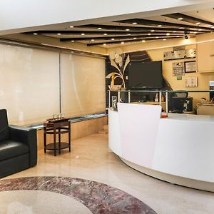 Hotel Palm Do'R - 02 Mins From New Delhi Railway Station